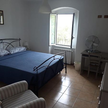 Bed and Breakfast Alchimista Bb Borgo Marciano Castelnuovo Magra Exterior foto