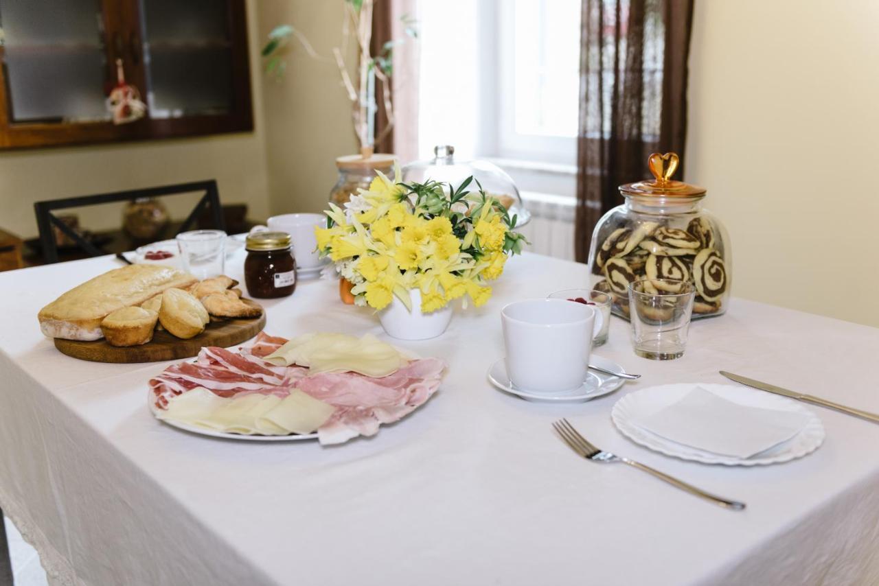 Bed and Breakfast Alchimista Bb Borgo Marciano Castelnuovo Magra Exterior foto